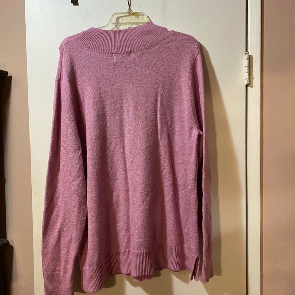 Pink old navy sweater - Picture 1 of 2